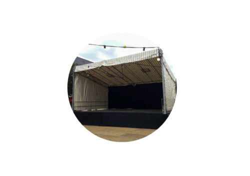 SCÈNE DE CONCERT COUVERTE